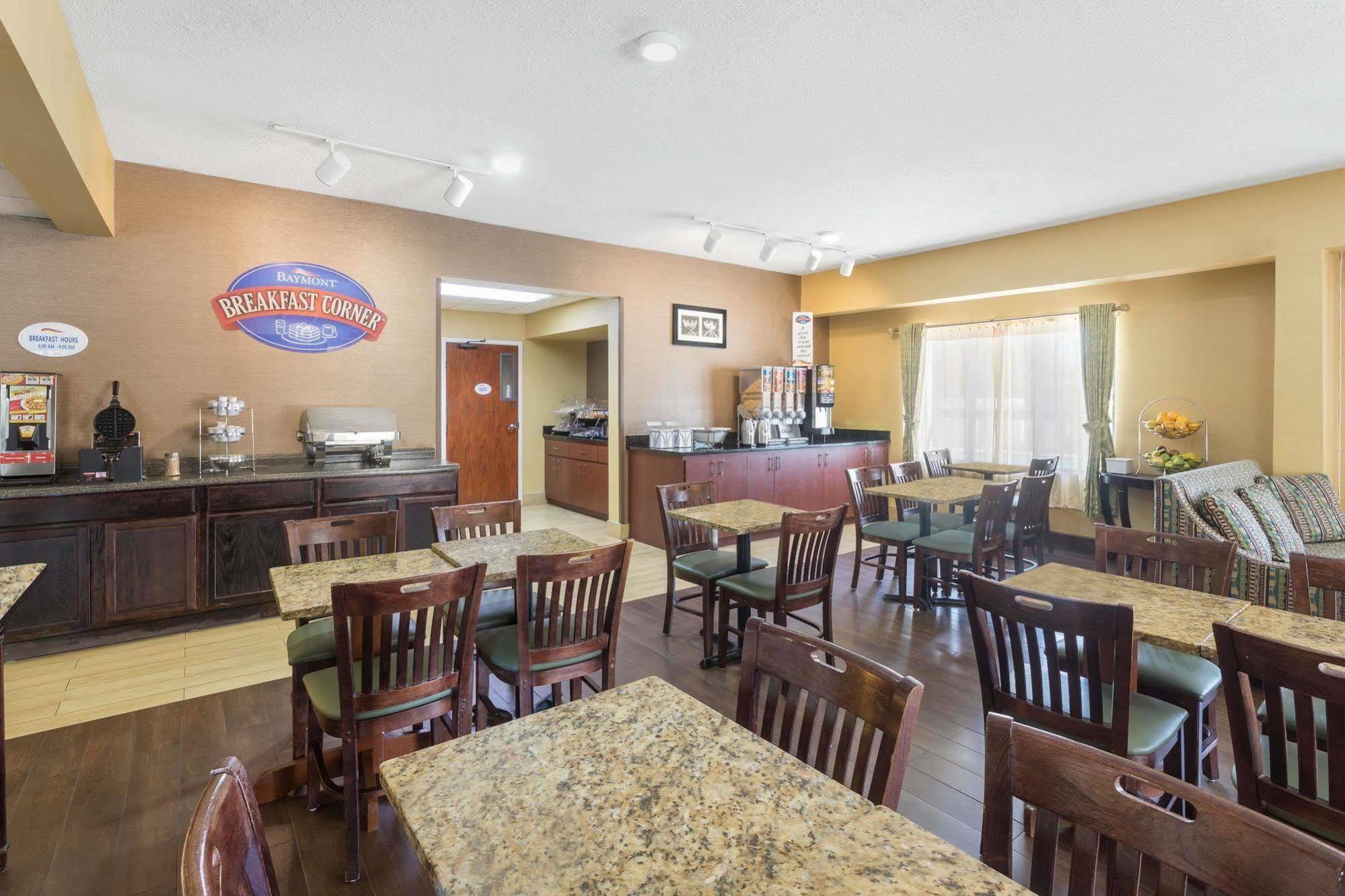 Baymont By Wyndham Orangeburg North Otel Dış mekan fotoğraf