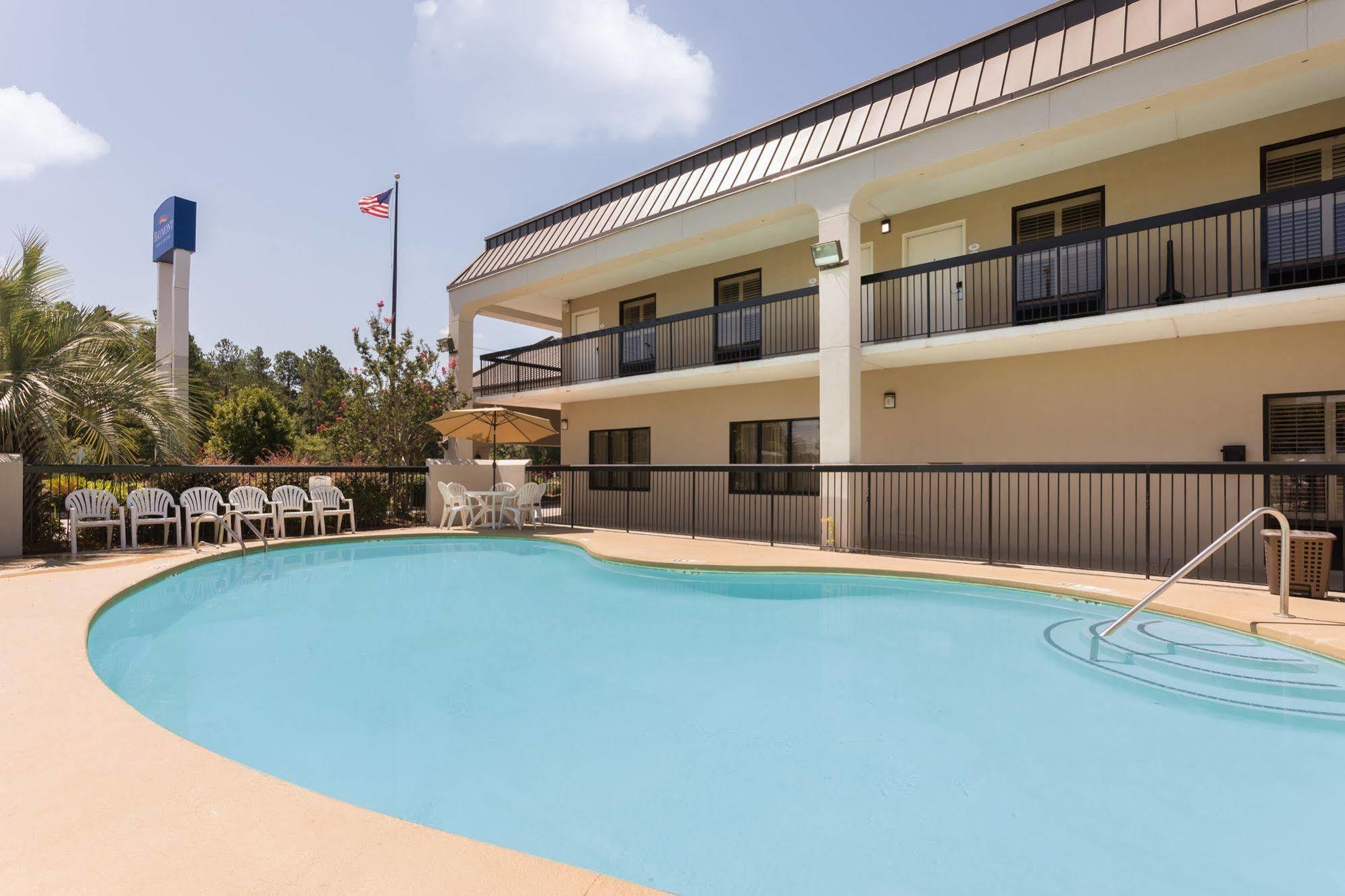 Baymont By Wyndham Orangeburg North Otel Dış mekan fotoğraf